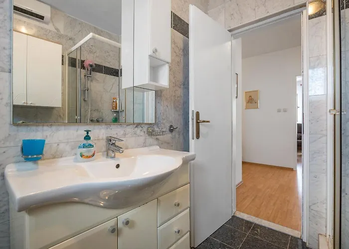 Jano Apartman Rakalj